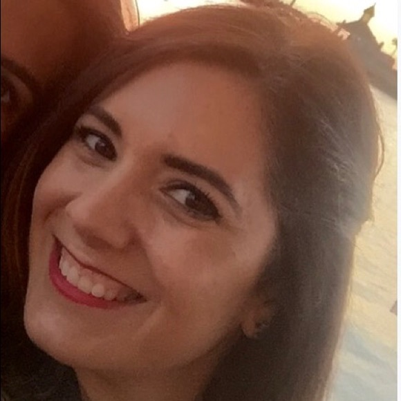 Meet you Posher, Erica - Picture 3 of 6